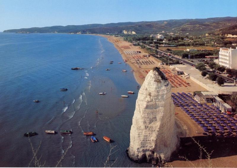 B&B Palazzo Manfredi Vieste, Fronte Mare Con Parcheggio Exteriér fotografie