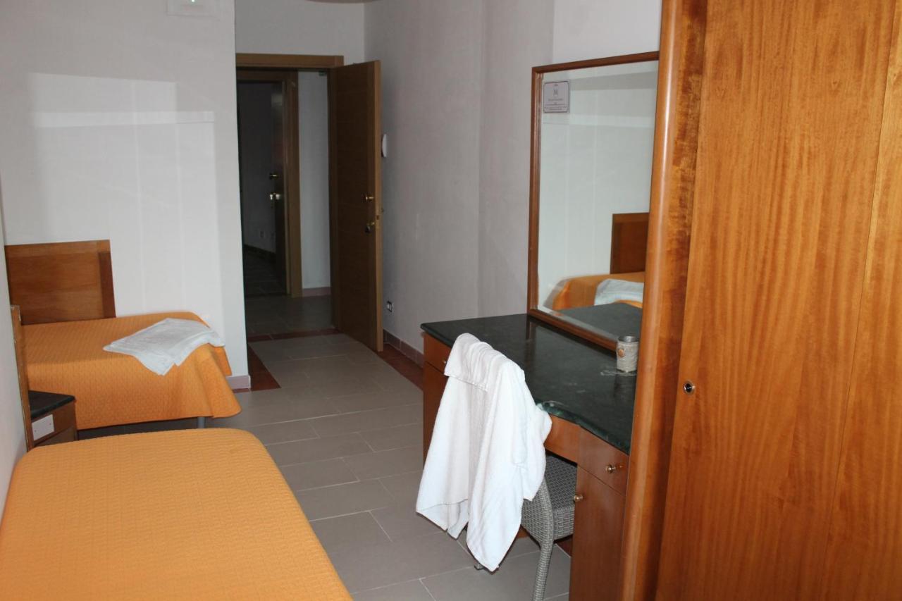 B&B Palazzo Manfredi Vieste, Fronte Mare Con Parcheggio Exteriér fotografie